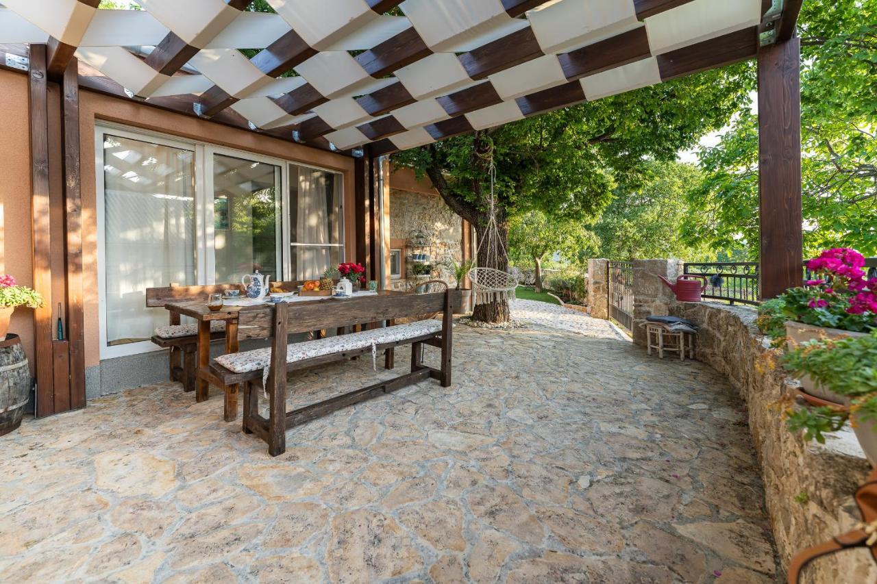 Holiday Home - Villa Thorak Anić エクステリア 写真